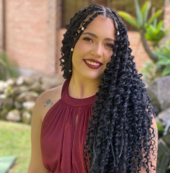 Náthalia Vitória dos Santos de Lima